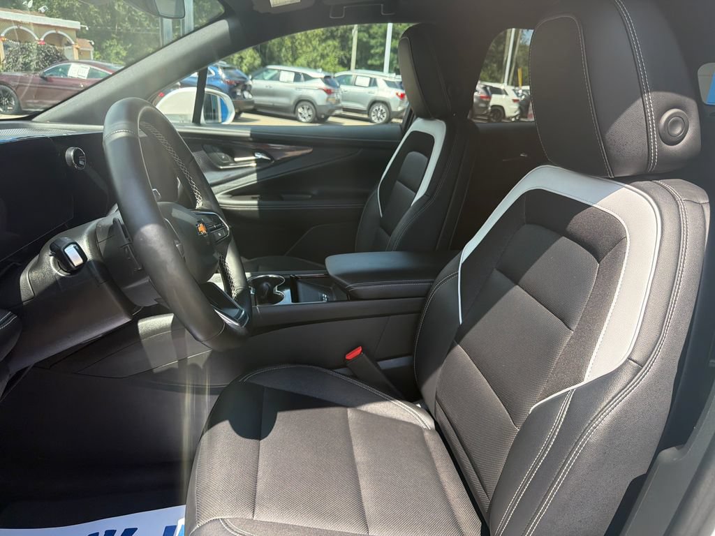 Certified 2024 Chevrolet Blazer EV LT AWD/4WD image 9