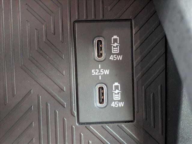 Used 2025 Toyota Tacoma SR5 image 15