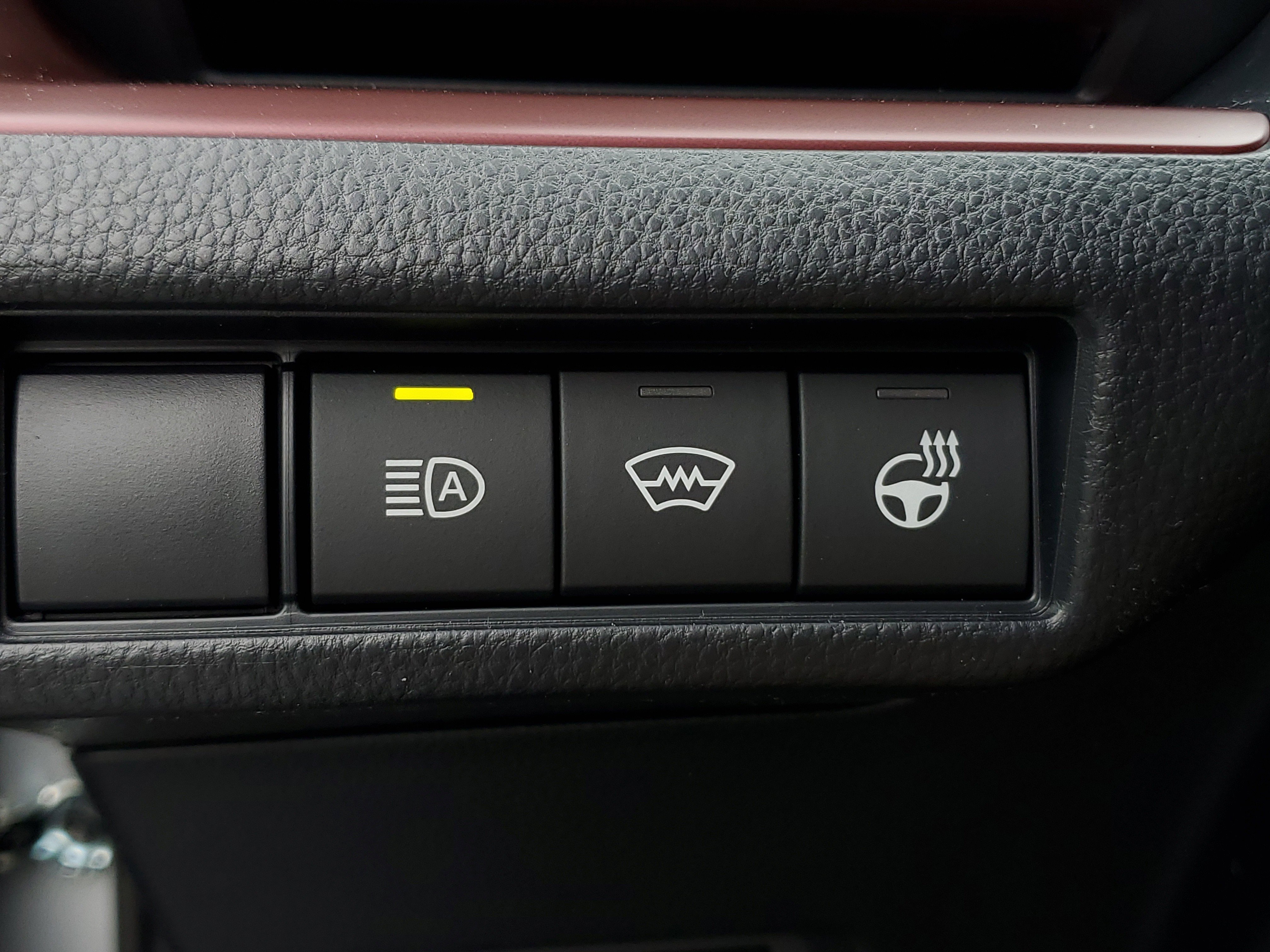 New 2026 Toyota Prius Plug-In Hybrid FWD image 29