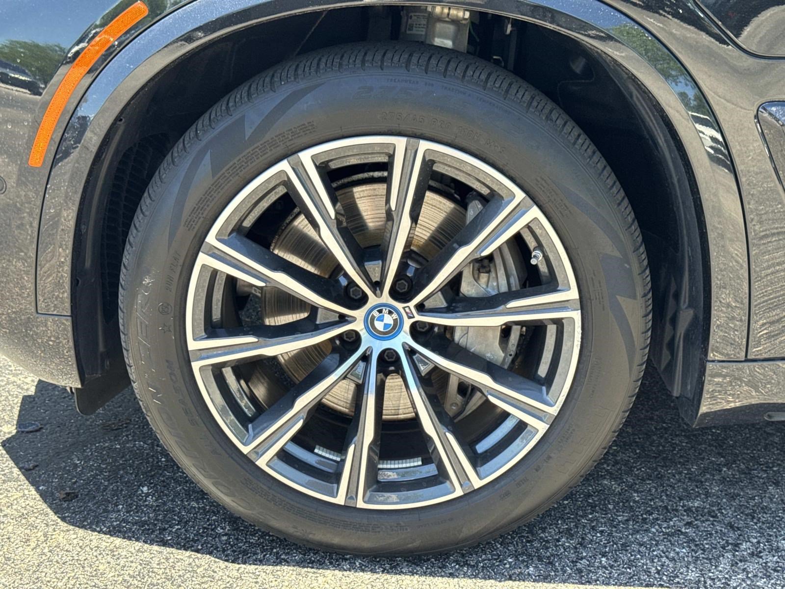 Certified 2024 BMW X5 xDrive50e w/ M Sport Package AWD/4WD image 9