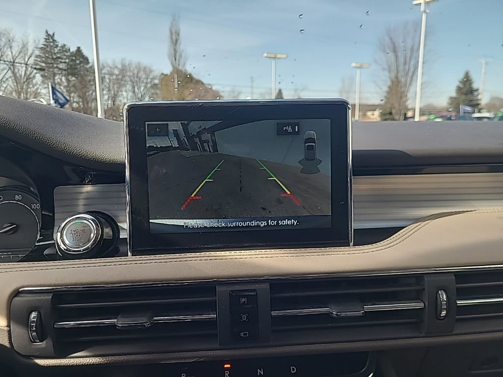 Used 2022 Lincoln Corsair AWD w/ Equipment Group 101A image 17