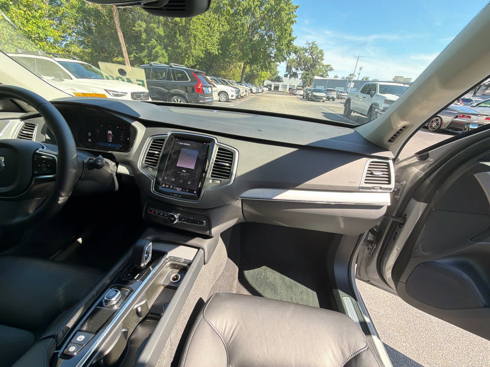 Used 2023 Volvo XC90 B5 Core w/ Protection Package Premier AWD/4WD image 22