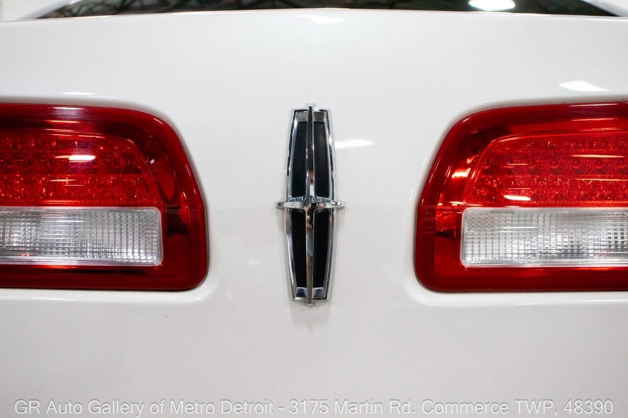 Used 2012 Lincoln MKZ FWD image 37