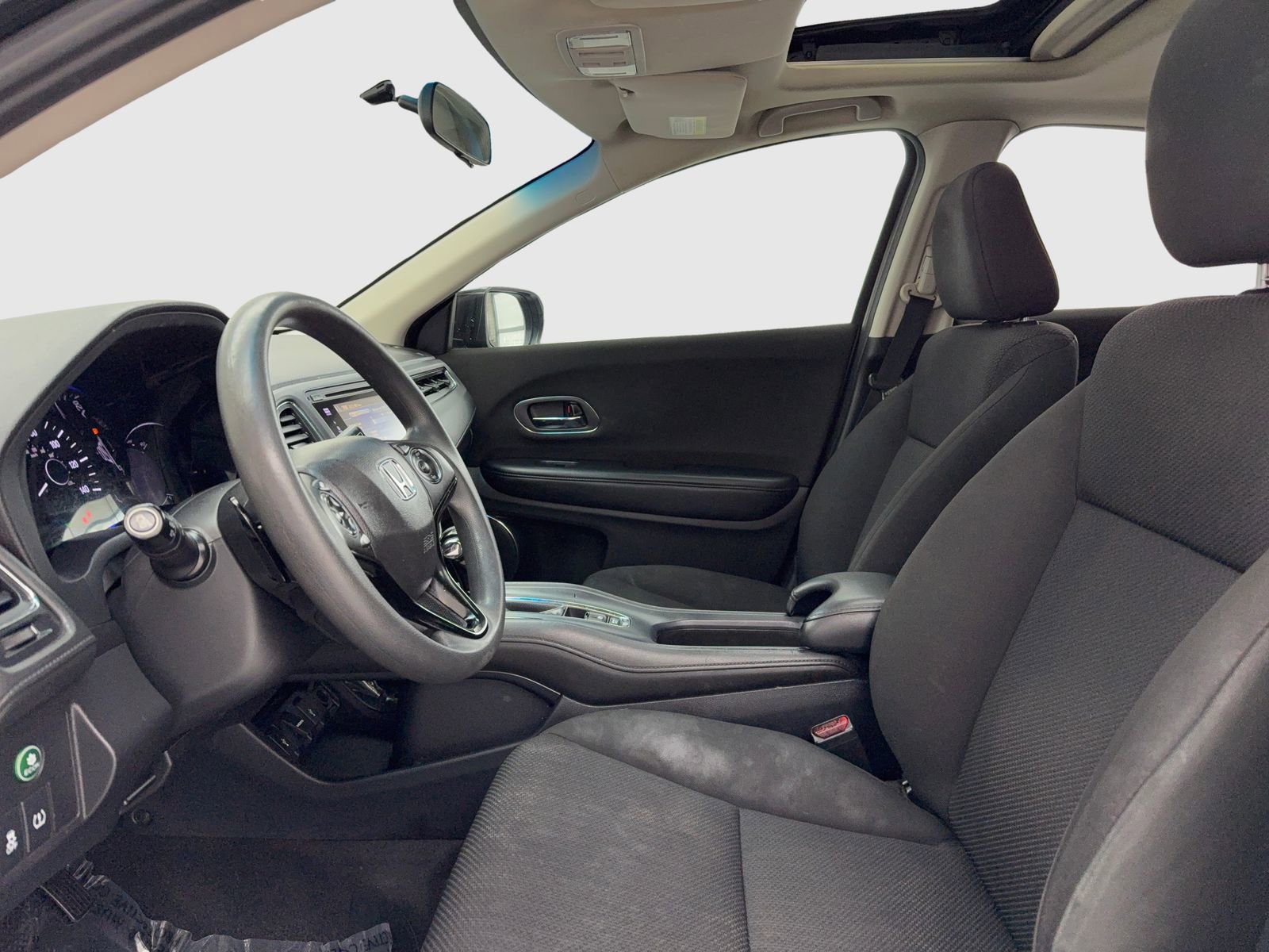 Used 2018 Honda HR-V EX image 17