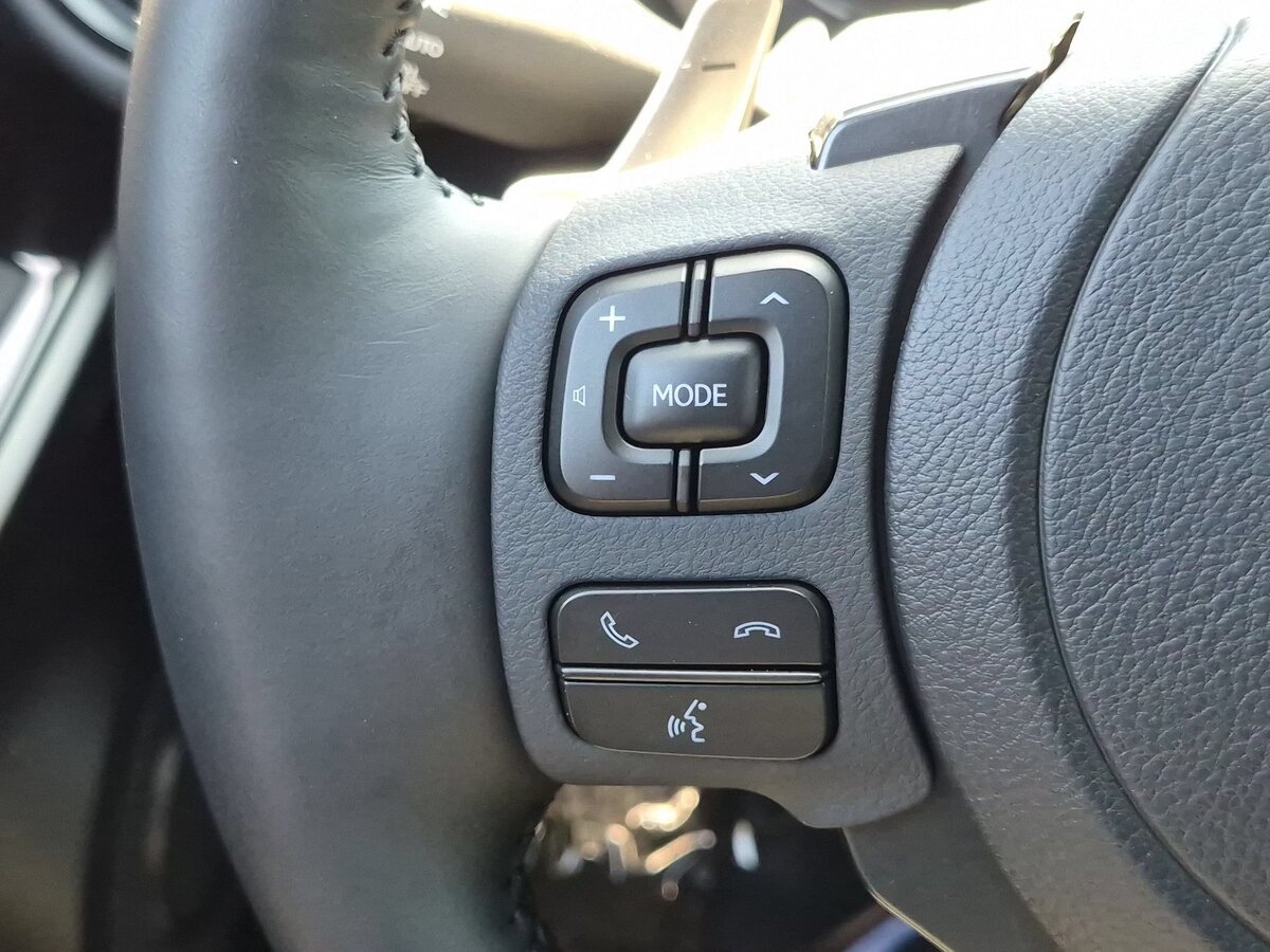 Used 2025 Lexus IS 300 F Sport RWD image 19
