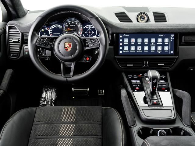Certified 2023 Porsche Cayenne Turbo GT image 17