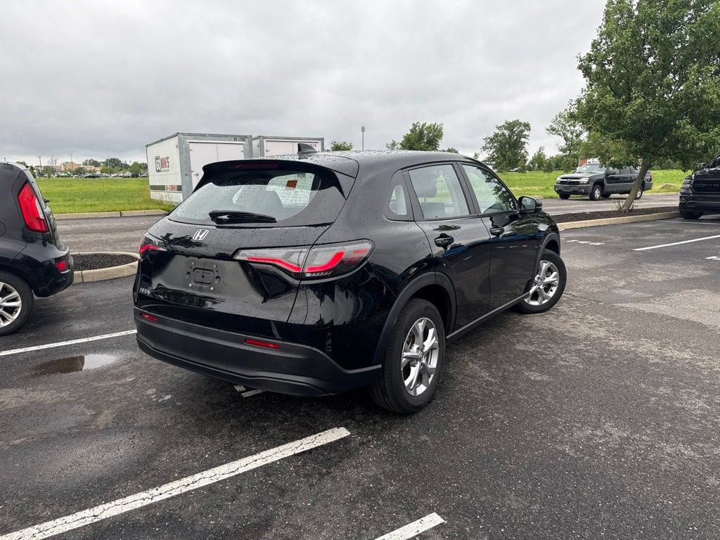 Used 2023 Honda HR-V LX image 8