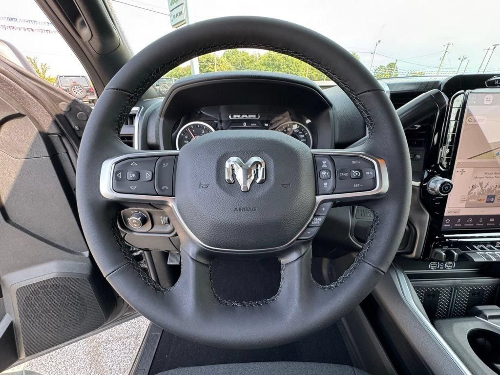 New 2026 RAM 2500 Big Horn AWD/4WD image 20