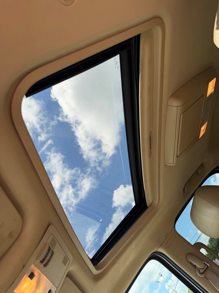 Used 2013 Chevrolet Tahoe LT RWD image 27