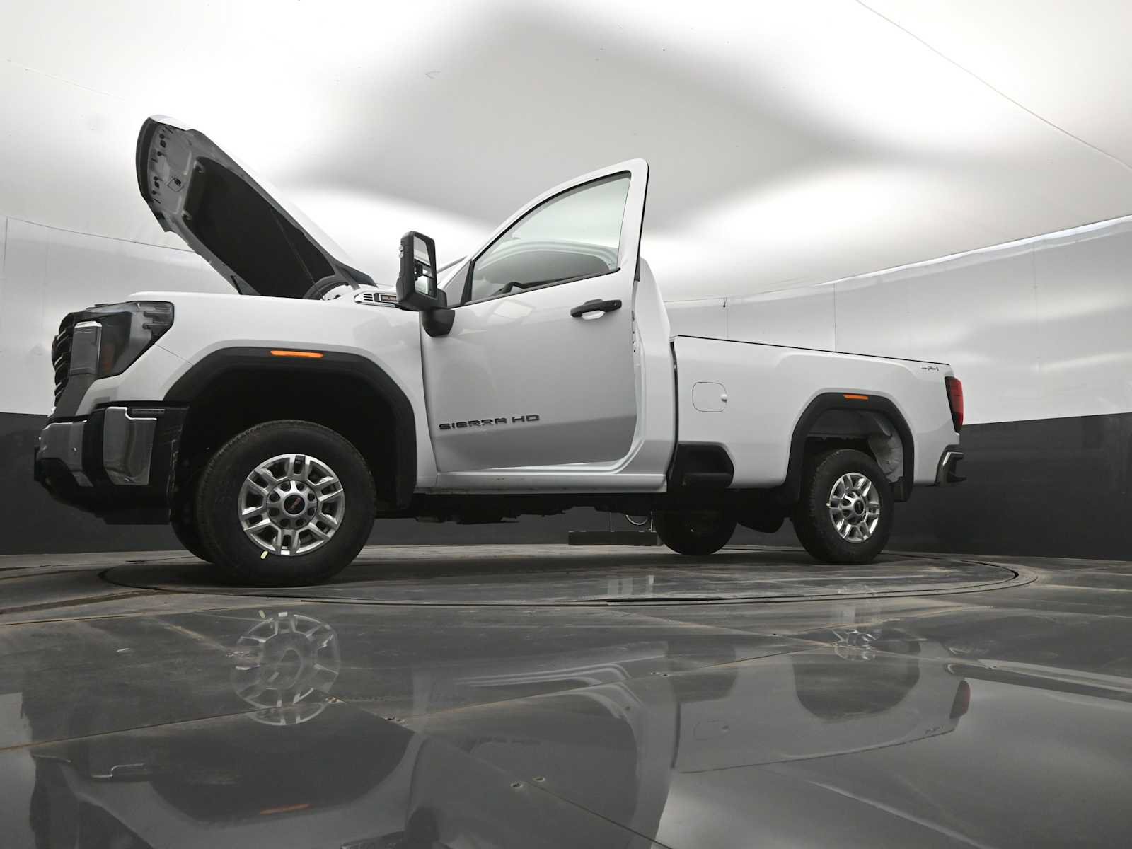 New 2026 GMC Sierra 2500 Pro w/ 1SA Pro Safety Plus Package AWD/4WD image 39