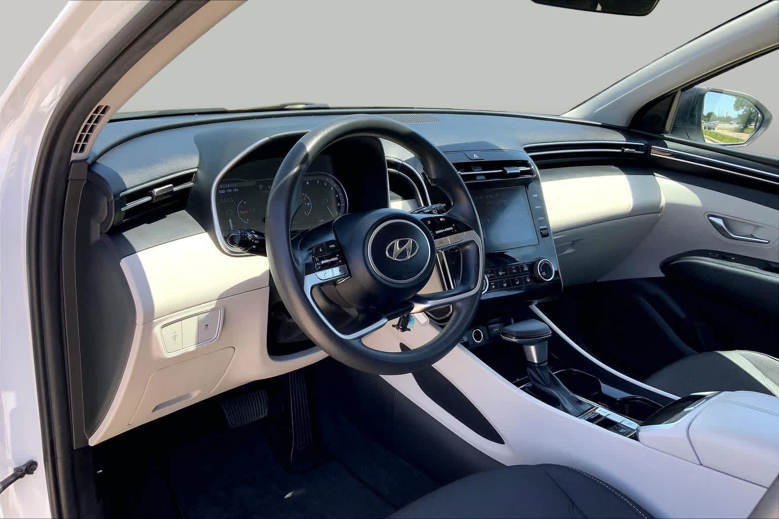Used 2022 Hyundai Tucson SE FWD image 17