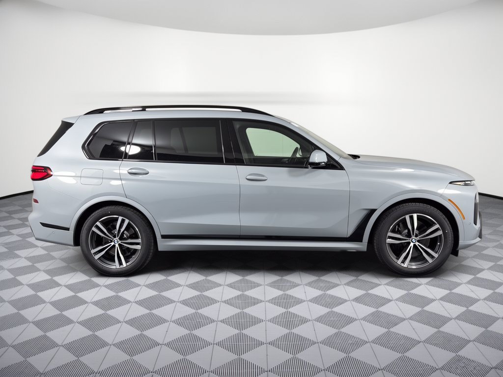 New 2027 BMW X7 xDrive40i w/ M Sport Package AWD/4WD image 8