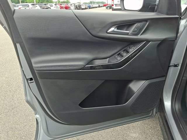 Used 2026 Chevrolet Equinox LT FWD image 12