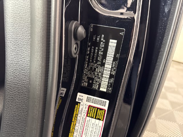 New 2026 Toyota Sienna XLE Woodland Edition AWD/4WD image 25