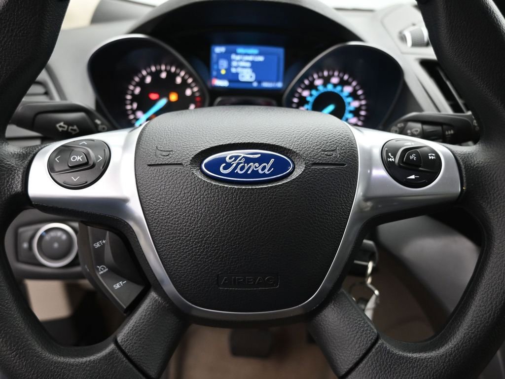 Used 2015 Ford Escape SE image 11