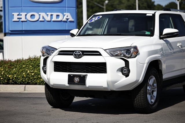 Used 2024 Toyota 4Runner SR5 Premium image 2