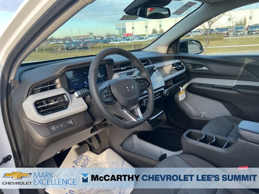 New 2027 Chevrolet Bolt LT w/ Comfort Package FWD image 49