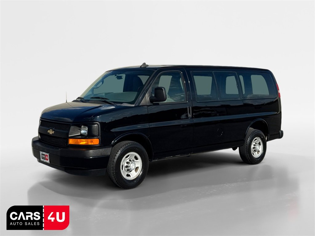 Used 2017 Chevrolet Express 2500 image 3