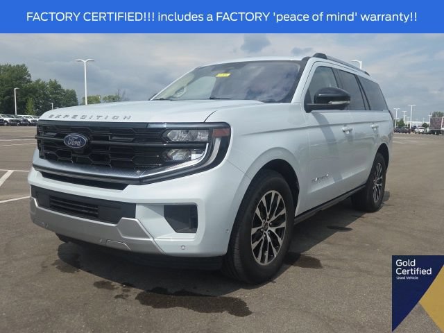 Used 2025 Ford Expedition Platinum AWD/4WD image 2