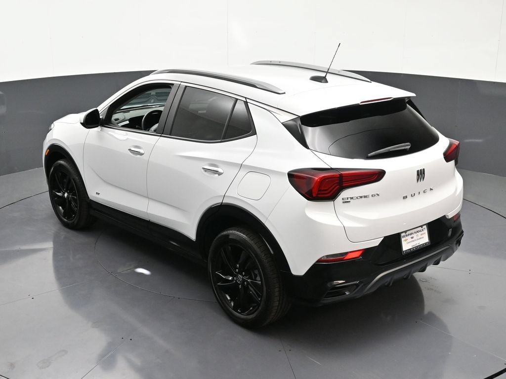 Certified 2026 Buick Encore GX Sport Touring AWD/4WD image 18