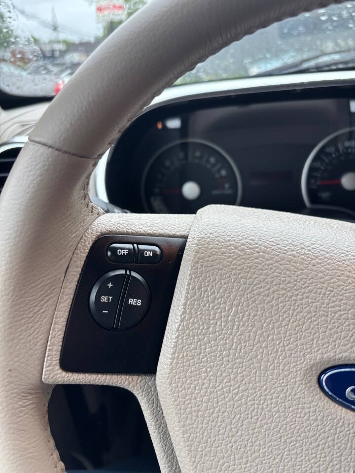 Used 2007 Ford Explorer XLT AWD/4WD image 23