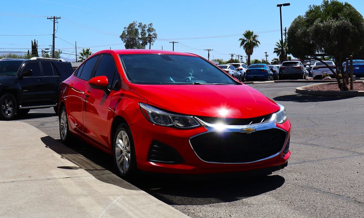 Used 2019 Chevrolet Cruze LS w/ LS Convenience Package FWD image 14