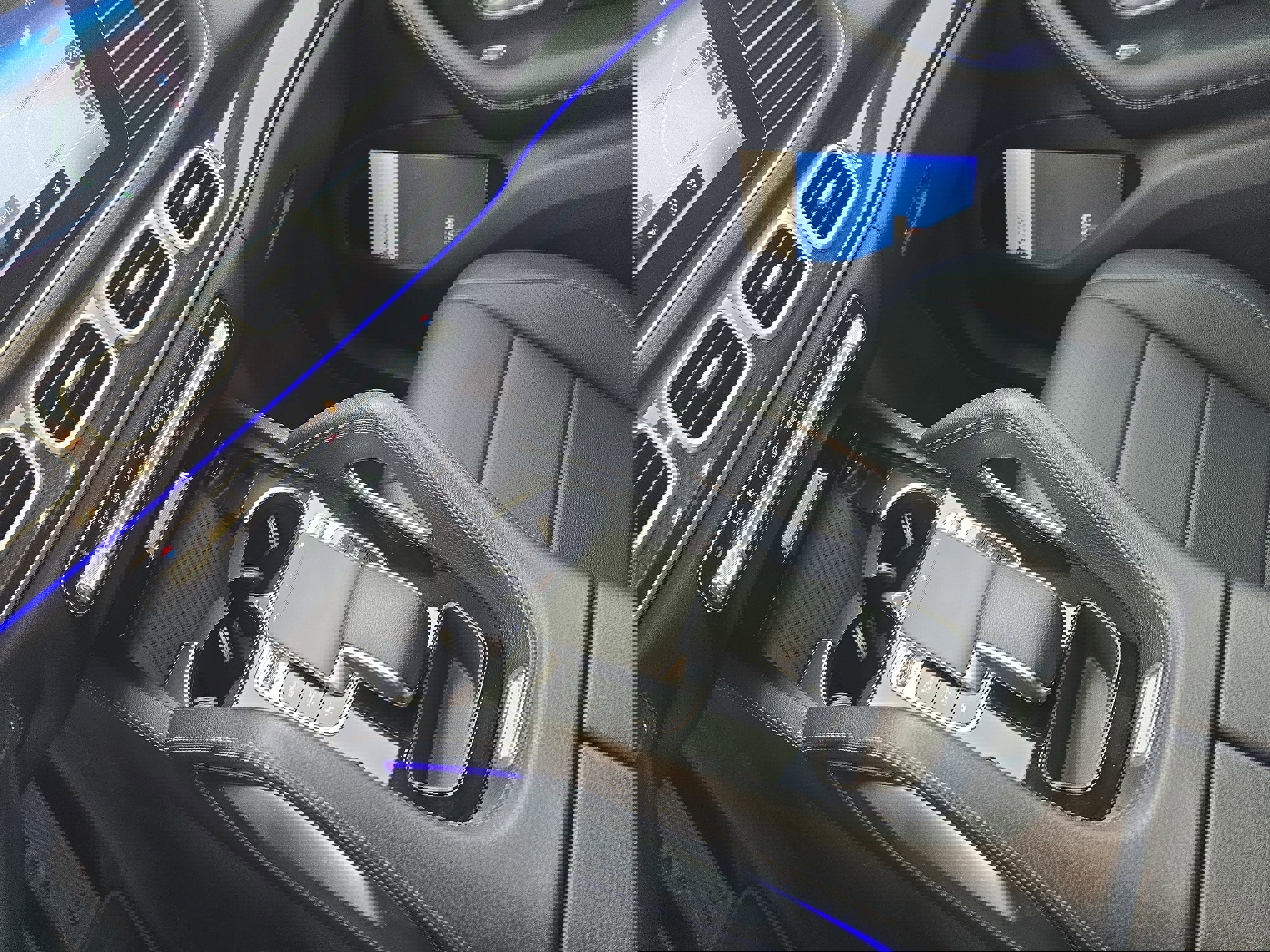 Used 2020 Mercedes-Benz GLE 350 GLE 350 w/ Premium Package image 24