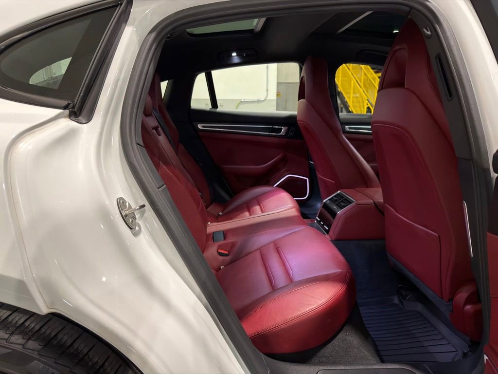 Used 2023 Porsche Panamera 4 Platinum Edition image 7