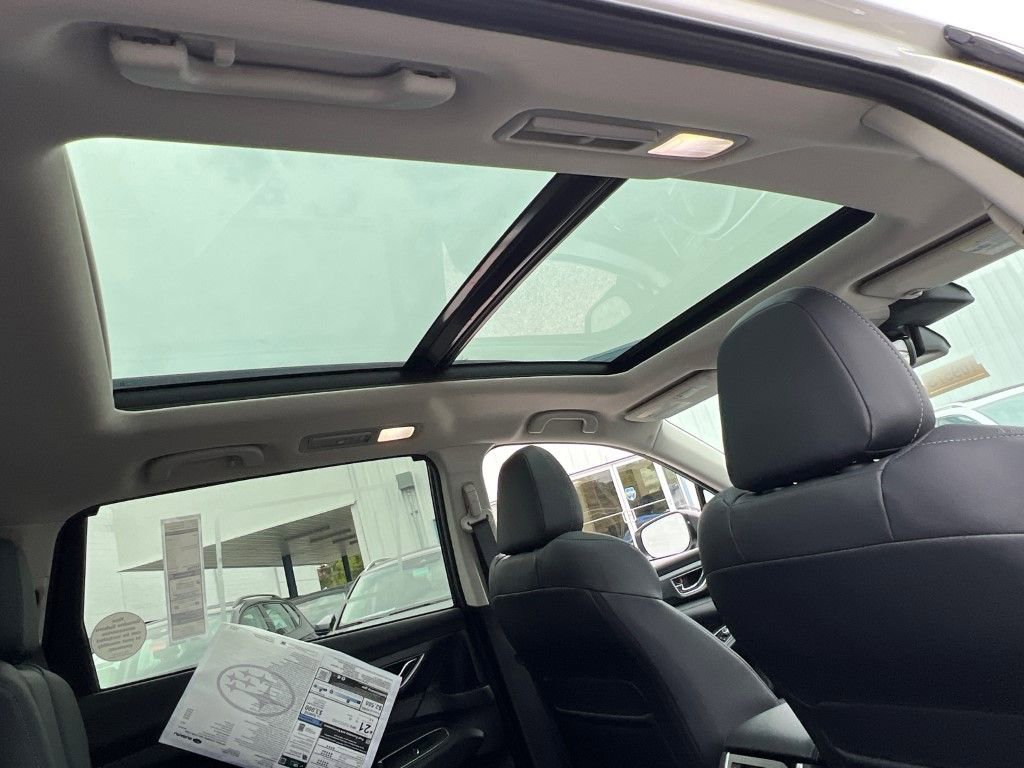 New 2025 Subaru Ascent Limited image 11