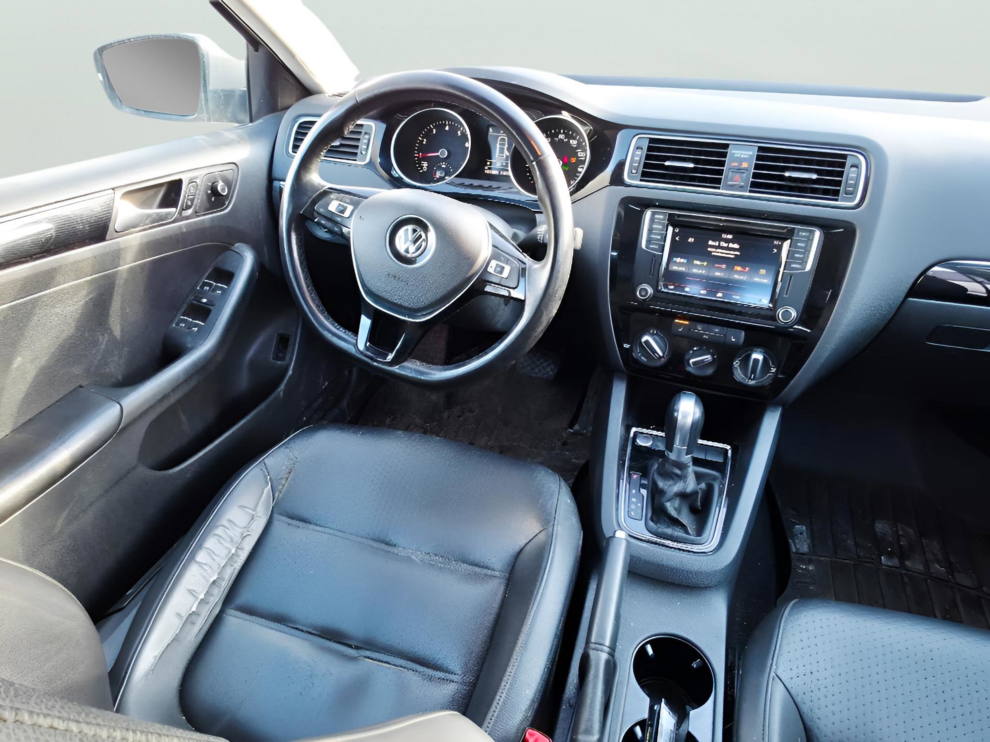 Used 2016 Volkswagen Jetta SEL w/ Lighting Package FWD image 13