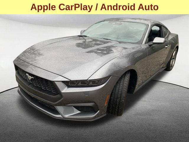 Used 2025 Ford Mustang Coupe image 5