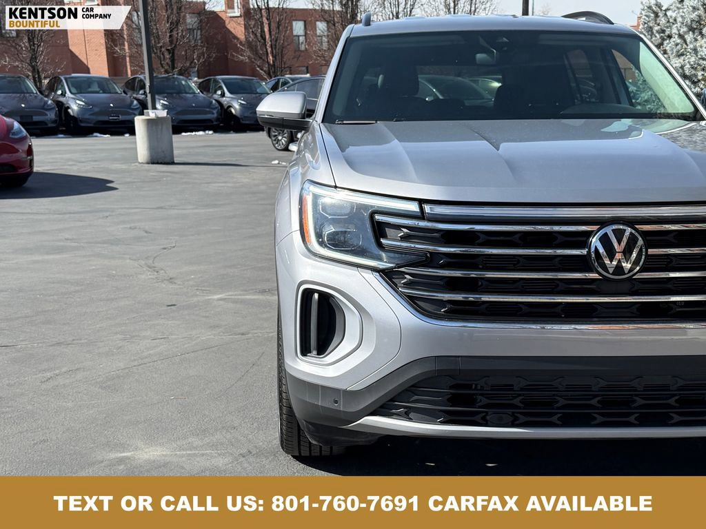 Used 2025 Volkswagen Atlas SE AWD/4WD image 14