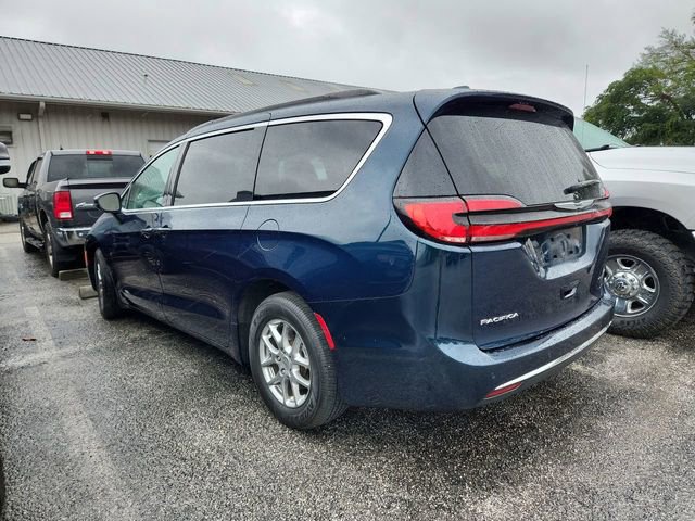 Used 2021 Chrysler Pacifica Touring w/ Cold Weather Group image 5