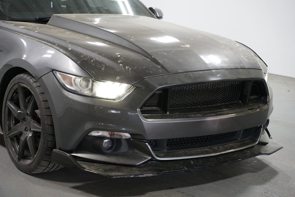 Used 2017 Ford Mustang GT image 4