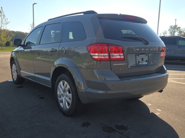 Used 2020 Dodge Journey SE FWD image 13