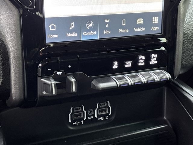 Used 2022 RAM 1500 Laramie w/ Sport Appearance Package image 17