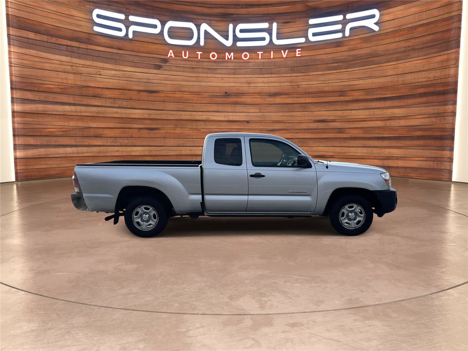 Used 2010 Toyota Tacoma Base image 6