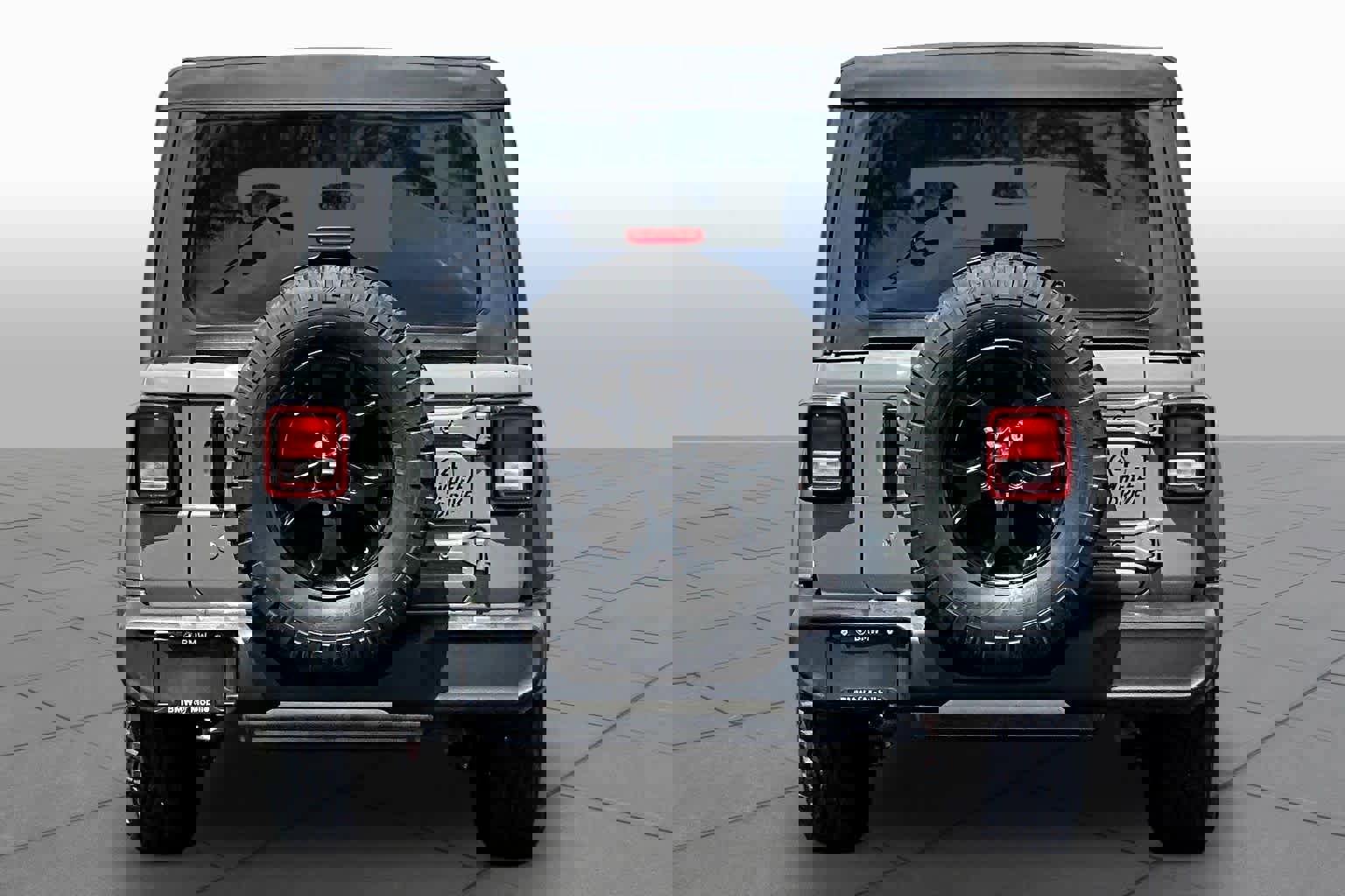 Used 2022 Jeep Wrangler Sport image 4