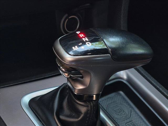 Used 2022 Dodge Charger R/T w/ Navigation & Travel Group RWD image 14