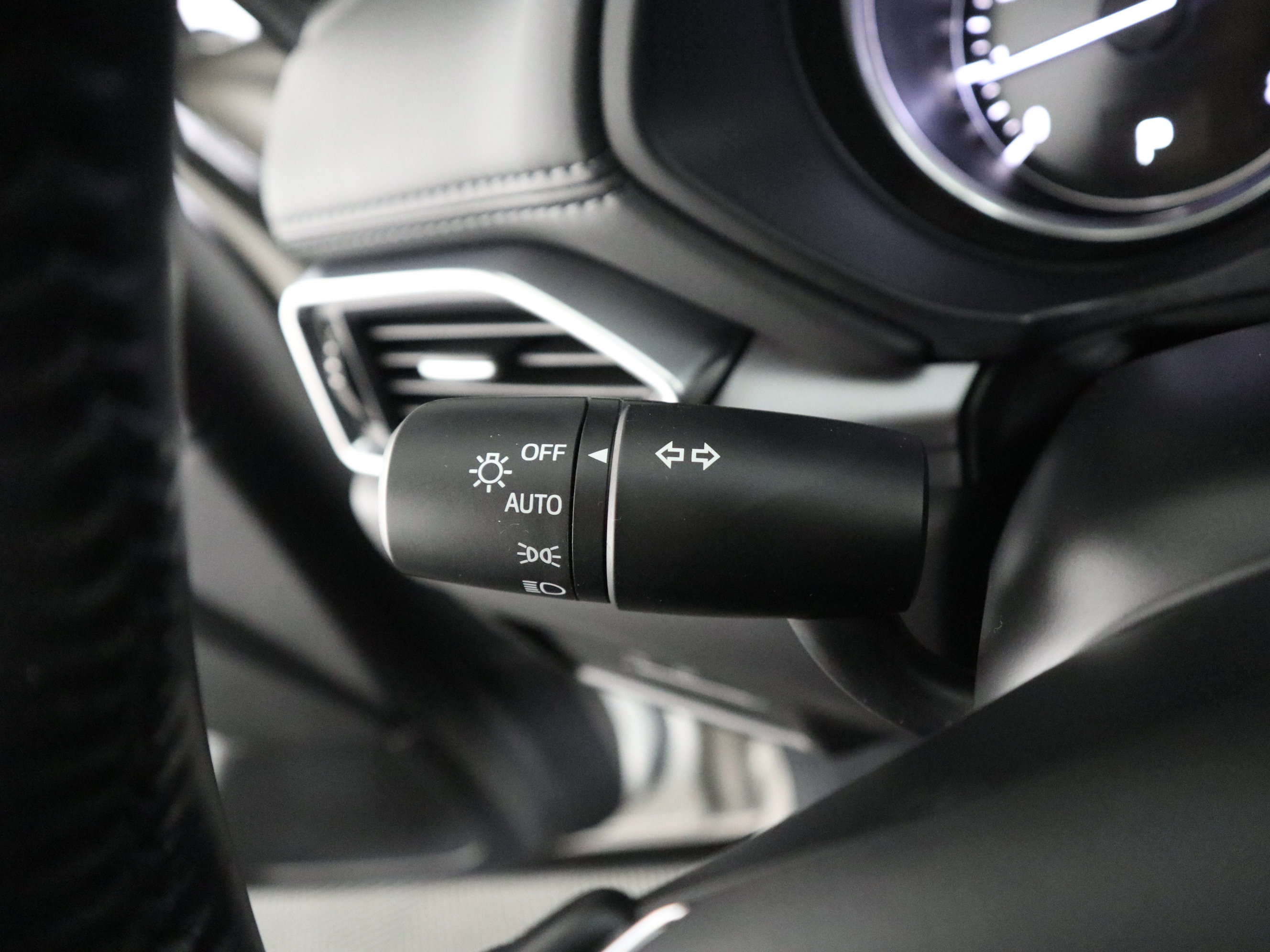 Certified 2025 MAZDA CX-5 AWD 2.5 S w/ Select Package image 25