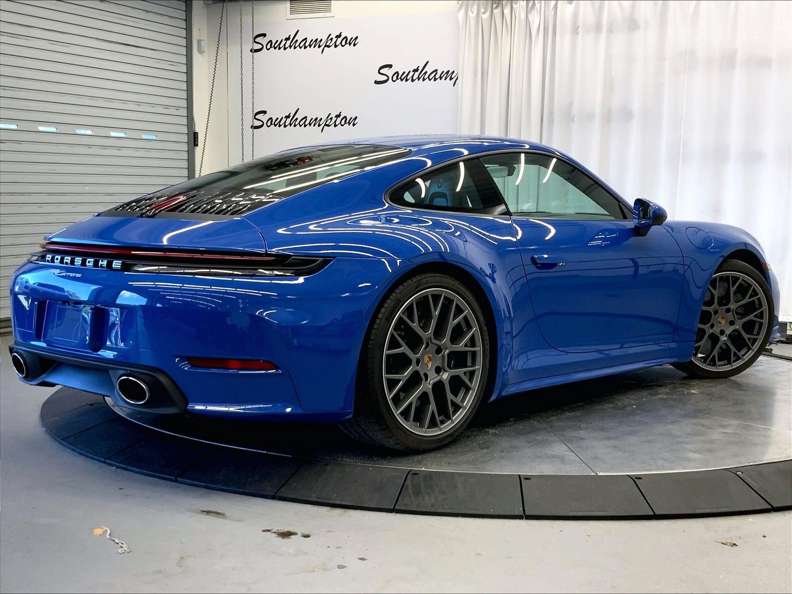 Certified 2025 Porsche 911 Carrera S RWD image 7
