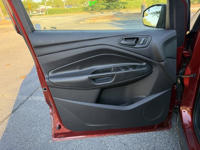 Used 2015 Ford Escape S FWD image 11