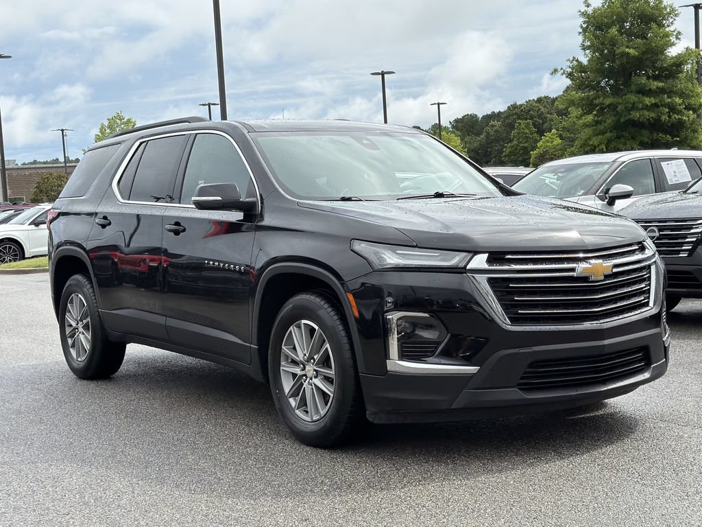 Used 2023 Chevrolet Traverse LT AWD/4WD image 7
