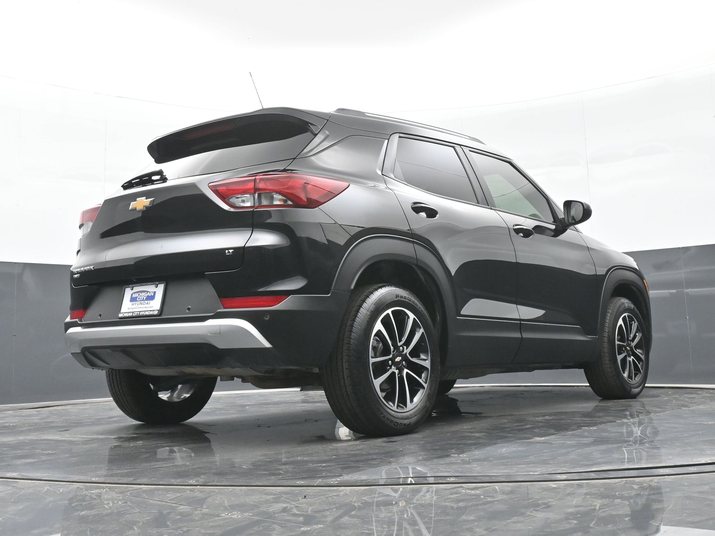 Used 2024 Chevrolet TrailBlazer LT w/ LT Cold Weather Package image 43