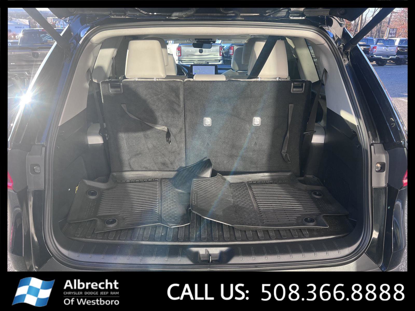 Used 2024 Toyota Grand Highlander Limited image 16