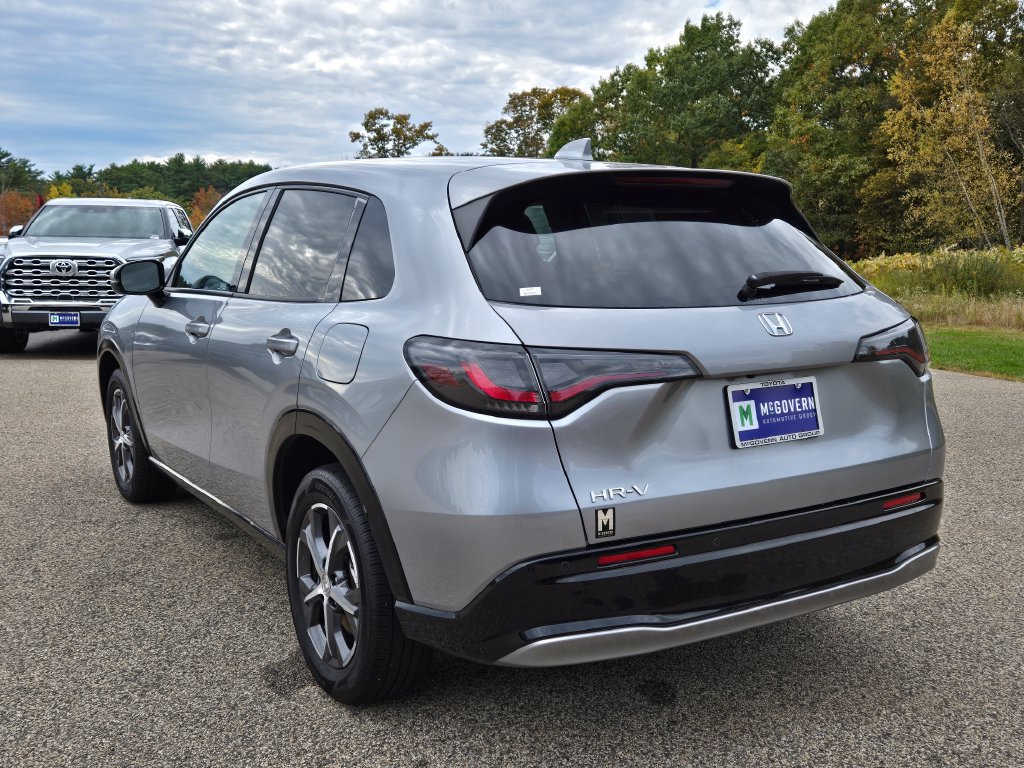 Used 2024 Honda HR-V EX-L image 3