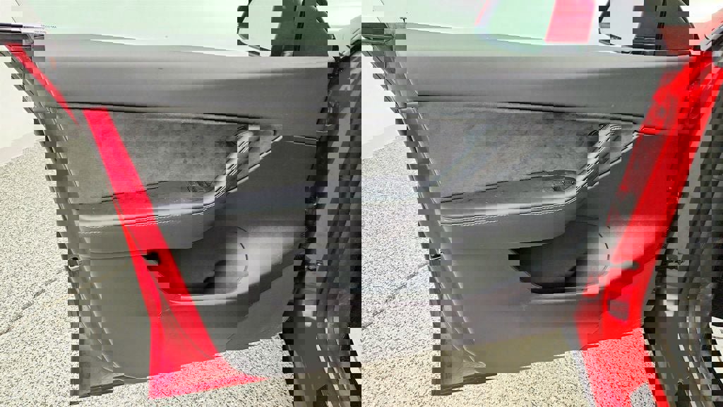 Used 2022 Tesla Model Y Long Range image 11