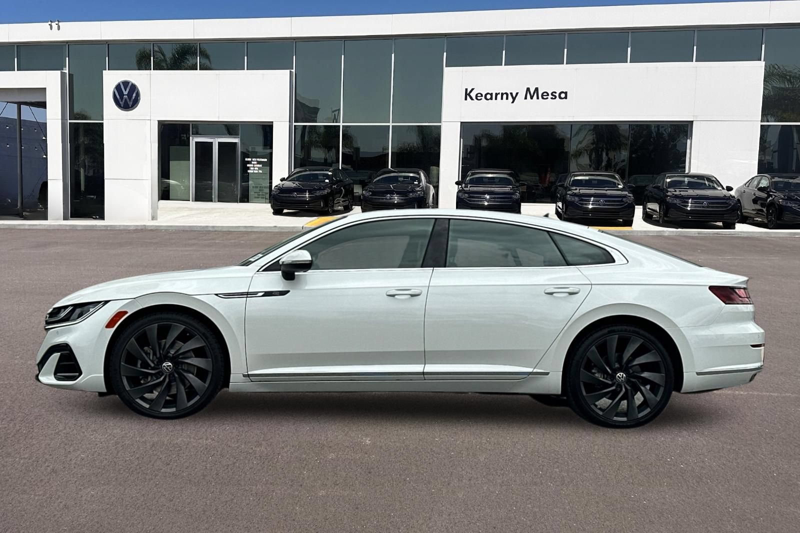 Used 2023 Volkswagen Arteon SEL AWD/4WD image 7