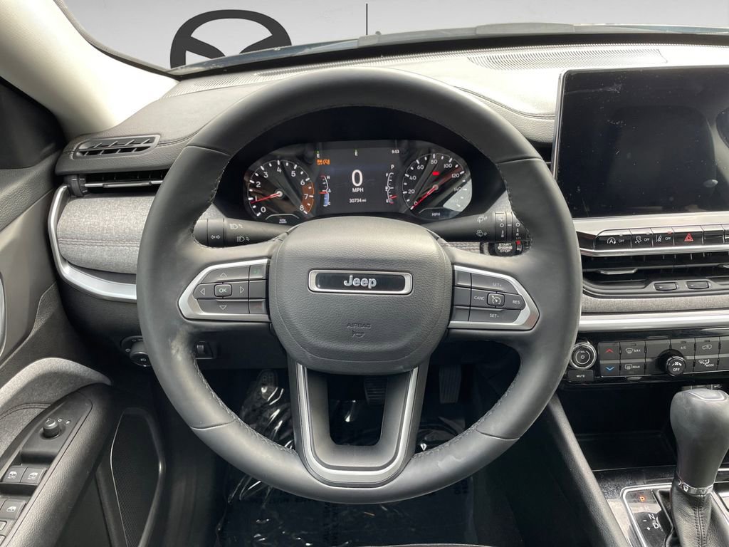 Used 2022 Jeep Compass Latitude image 12