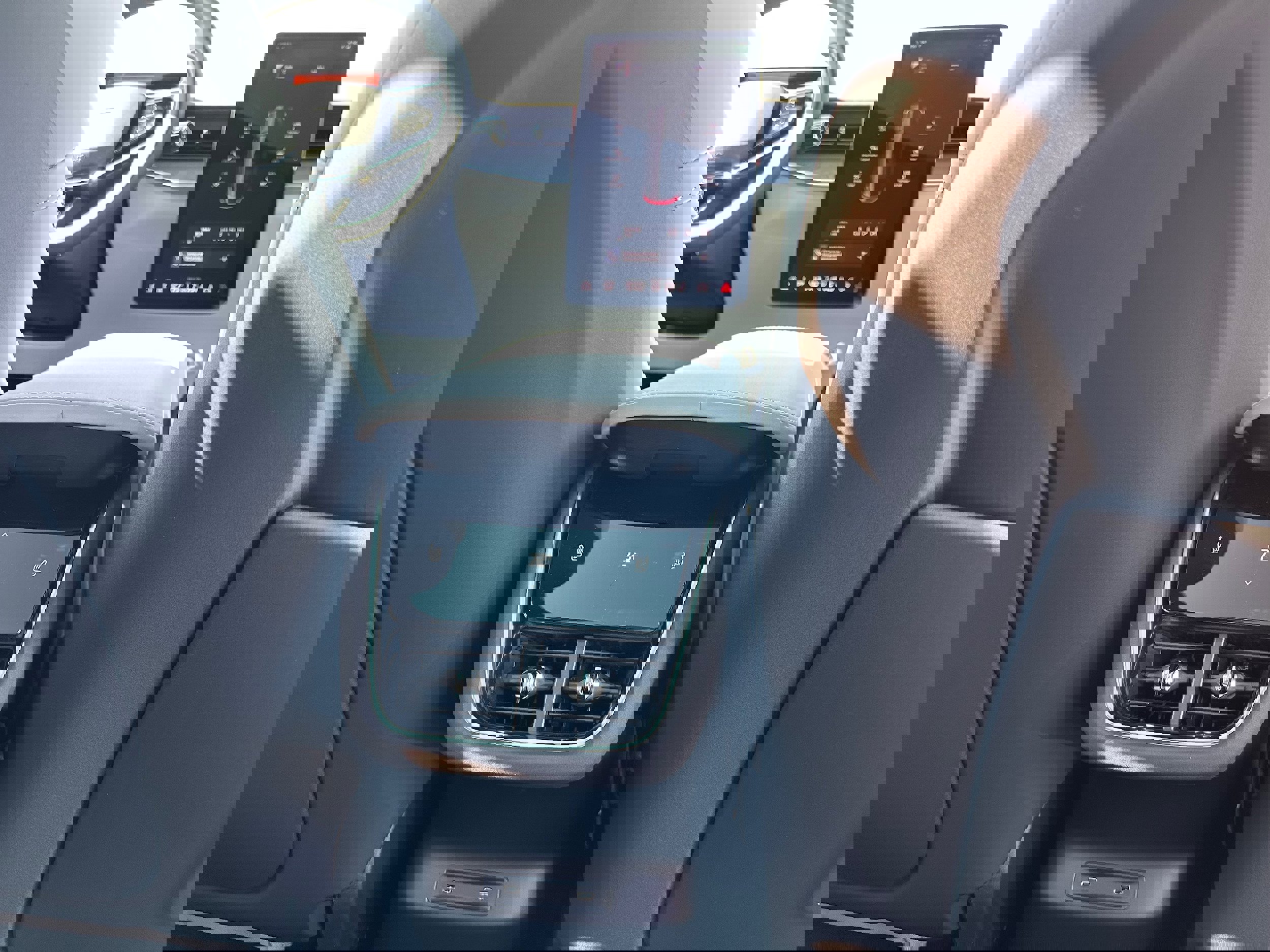 New 2025 Polestar Polestar 3 image 16